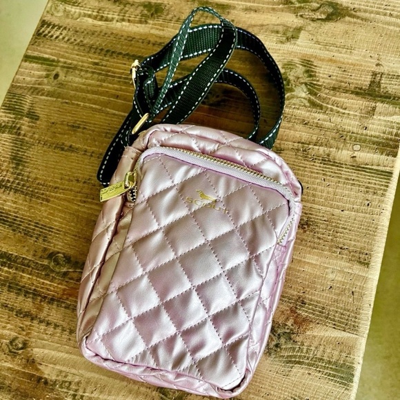 SCOUT “The Micromanager” Quilted Crossbody bag NWOT - Picture 4 of 5